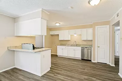 3008 Highgate Lane, Bedford, TX 76021 - Photo 4