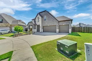 810 Acadia Ct, Fate, TX 75087 - Photo 2