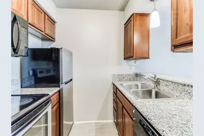 1503 N Garrett Avenue #111, Dallas, TX 75206 - Photo 6