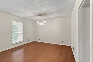 108 Lewis St, Crandall, TX 75114 - Photo 4