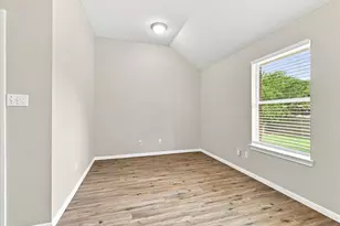 324 Camp Creek Dr, Arlington, TX 76002 - Photo 18