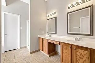 324 Camp Creek Dr, Arlington, TX 76002 - Photo 22