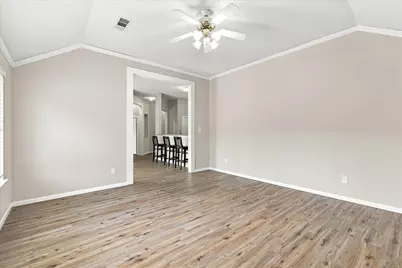 324 Camp Creek Drive, Arlington, TX 76002 - Photo 16