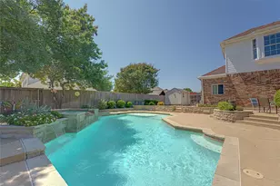 130 W Clubview Ct, Murphy, TX 75094 - Photo 1