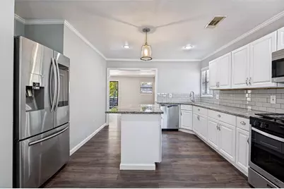 3838 Dutton Drive, Dallas, TX 75211 - Photo 12