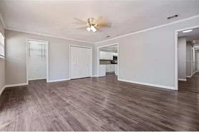 3838 Dutton Drive, Dallas, TX 75211 - Photo 8