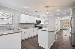 3838 Dutton Dr, Dallas, TX 75211 - Photo 14