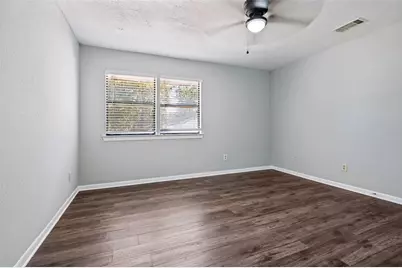 3838 Dutton Drive, Dallas, TX 75211 - Photo 14