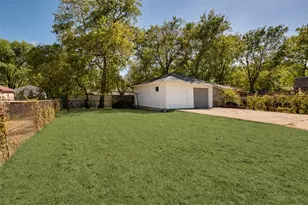 3838 Dutton Dr, Dallas, TX 75211 - Photo 28