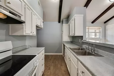 1716 Harris Street, Gainesville, TX 76240 - Photo 14