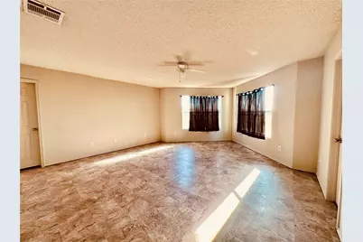 8520 Hawkview Drive, Fort Worth, TX 76179 - Photo 12