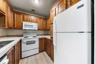 1300 Chapel Creek Road #1302, Waco, TX 76712 - Photo 14