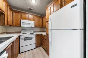 1300 Chapel Creek Rd, Waco, TX 76712 - Photo 14