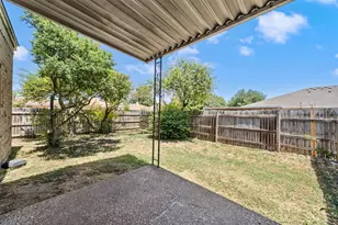 1300 Chapel Creek Rd, Waco, TX 76712 - Photo 12