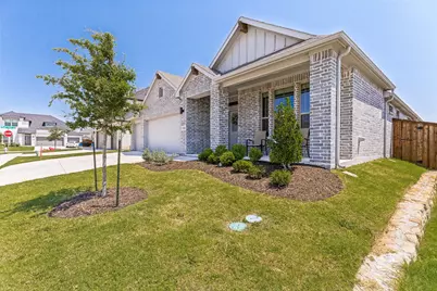 1216 Nuevo Rancho Lane, Fort Worth, TX 76052 - Photo 1