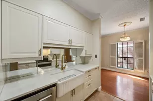1206 Riverchase Ln, Arlington, TX 76011 - Photo 12