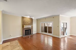 1206 Riverchase Ln, Arlington, TX 76011 - Photo 6