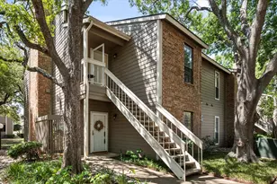 1206 Riverchase Ln, Arlington, TX 76011 - Photo 2