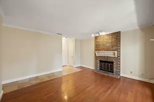 1206 Riverchase Ln, Arlington, TX 76011 - Photo 8
