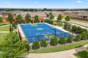 2405 Pambrooke LN, Glenn Heights, TX 75154 - Photo 6