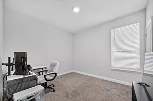 2405 Pambrooke LN, Glenn Heights, TX 75154 - Photo 18