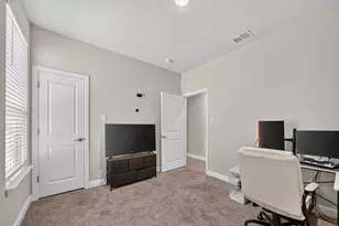 2405 Pambrooke LN, Glenn Heights, TX 75154 - Photo 20