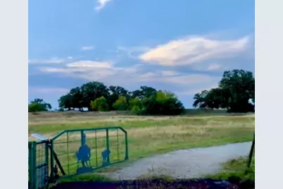 2186 Gilliland Road, Springtown, TX 76082 - Photo 4