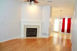 2216 Lattimore St, Denton, TX 76209 - Photo 2