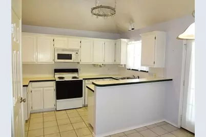 2216 Lattimore Street, Denton, TX 76209 - Photo 4