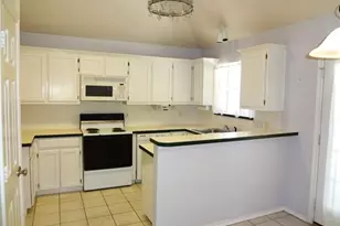 2216 Lattimore St, Denton, TX 76209 - Photo 4