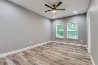 7842 Doak Street, Dallas, TX 75217 - Photo 10
