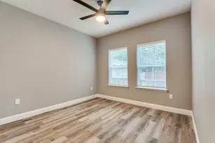 7842 Doak St, Dallas, TX 75217 - Photo 8