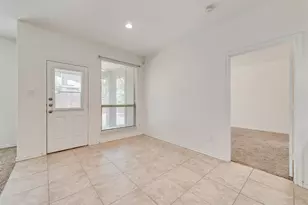 11321 Gold Canyon Dr, Fort Worth, TX 76052 - Photo 8