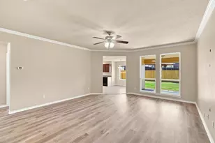 1720 Lakeway Dr, Cleburne, TX 76033 - Photo 10