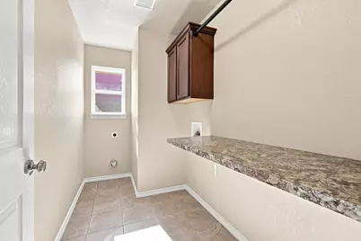1720 Lakeway Drive, Cleburne, TX 76033 - Photo 32