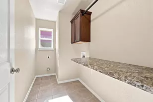 1720 Lakeway Dr, Cleburne, TX 76033 - Photo 32