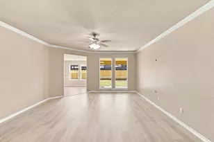 1720 Lakeway Dr, Cleburne, TX 76033 - Photo 8