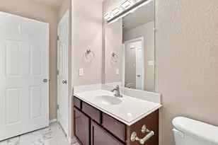 1720 Lakeway Dr, Cleburne, TX 76033 - Photo 30