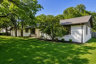 209 Mistletoe Ln, Keene, TX 76059 - Photo 36