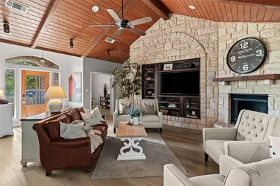 9106 Bellechase Road, Granbury, TX 76049 - Photo 6