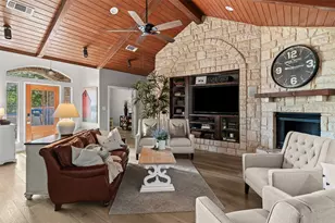 9106 Bellechase Rd, Granbury, TX 76049 - Photo 6