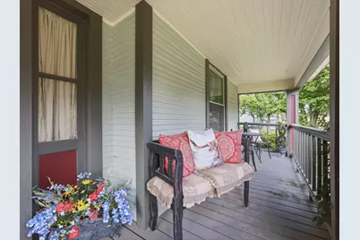 322 W Bridge Street, Granbury, TX 76048 - Photo 4