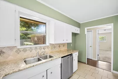 2925 Melmar Park Street, Commerce, TX 75428 - Photo 10