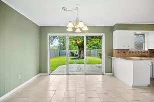 2925 Melmar Park St, Commerce, TX 75428 - Photo 8