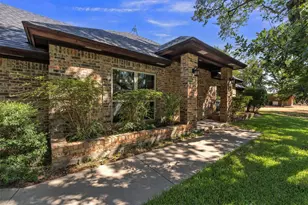 204 Fairway Dr, Willow Park, TX 76087 - Photo 2