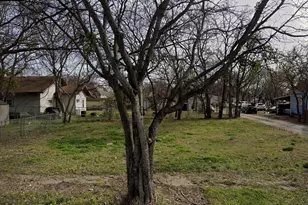 407 S Vaden St, Sherman, TX 75090 - Photo 1