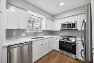 6035 Sandhurst Ln, Dallas, TX 75206 - Photo 1