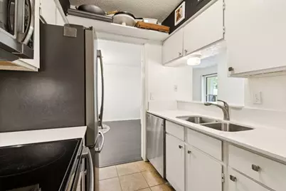 4845 Cedar Springs Road #173, Dallas, TX 75219 - Photo 8