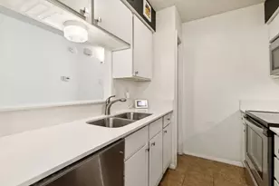 4845 Cedar Springs Rd, Dallas, TX 75219 - Photo 6