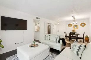 4845 Cedar Springs Rd, Dallas, TX 75219 - Photo 4
